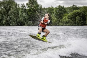 Larissa wakeboarding