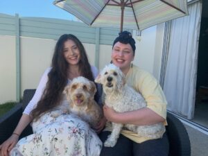 Izi with sister Livy